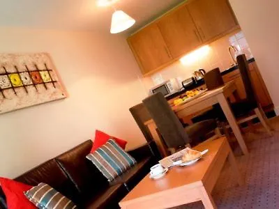 Clayton & Leisure Club 4*