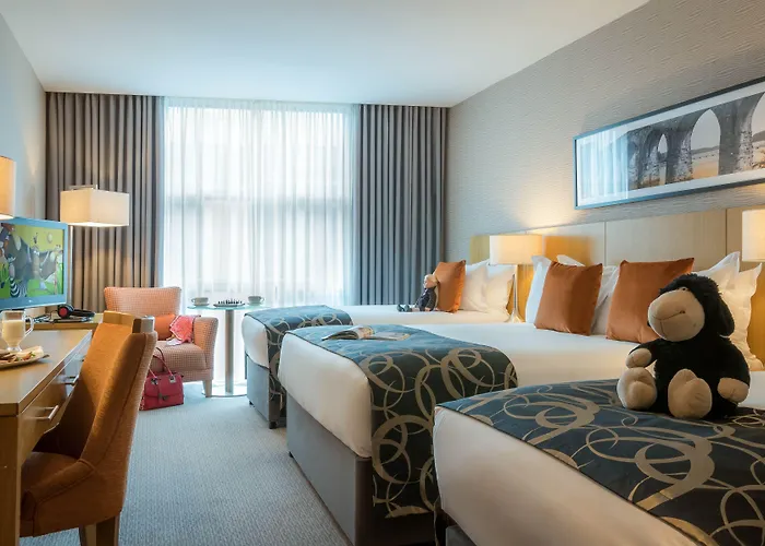 Hotel Clayton & Leisure Club 4*