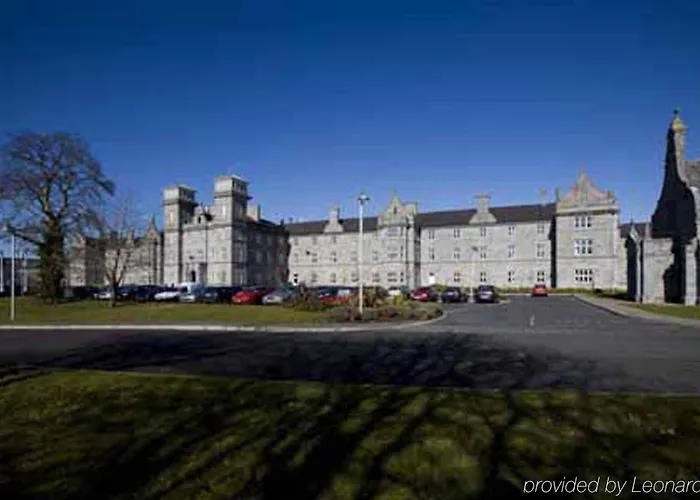 Hotel Clayton & Leisure Club