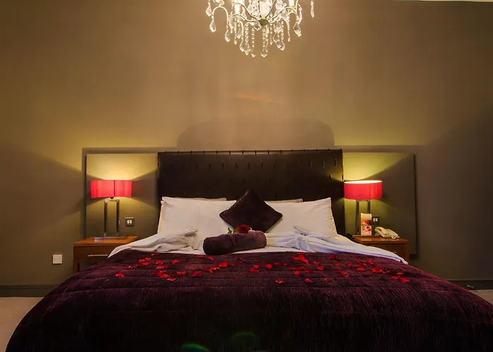 Clayton & Leisure Club